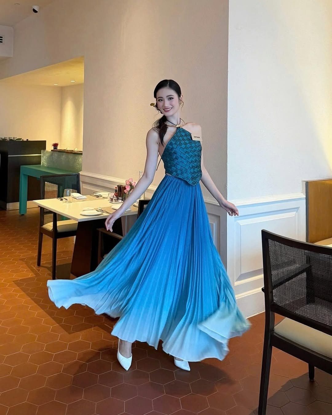 hoa-hau-y-nhi-miss-world6-1747799729108-1747917945.jpg