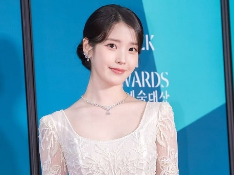 iu-1749989907.jpg