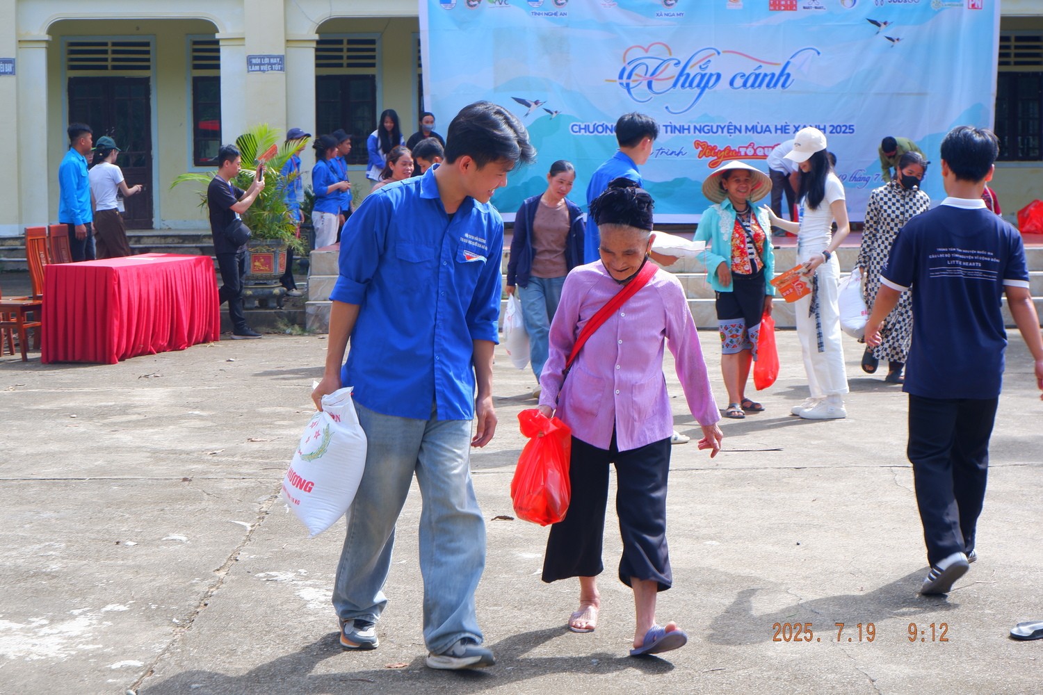 tanh-nguya-n-viaan-clb-ca1ng-ngaea-i-dacn-xaps-nga-my-1753708638.jpg