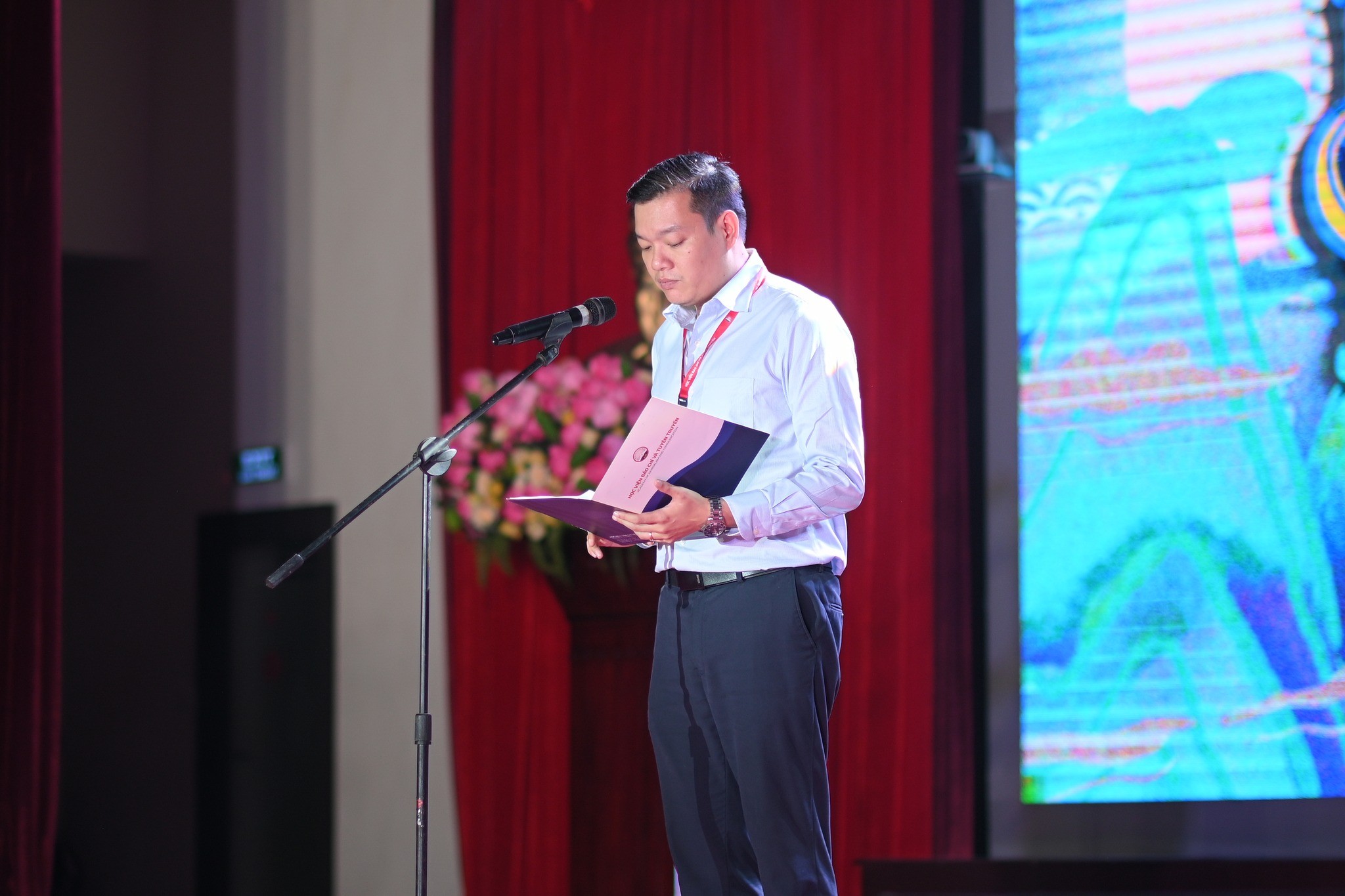 anh-1-1764326083.JPG