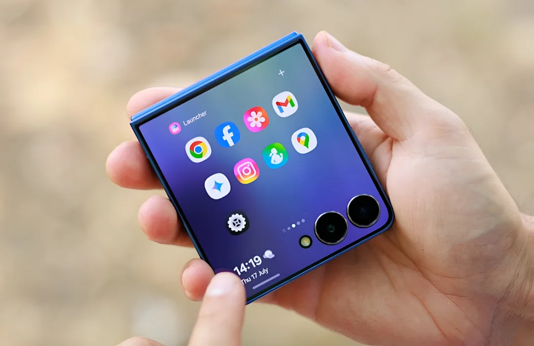 galaxy-z-flip-71-2122-1773302568.png