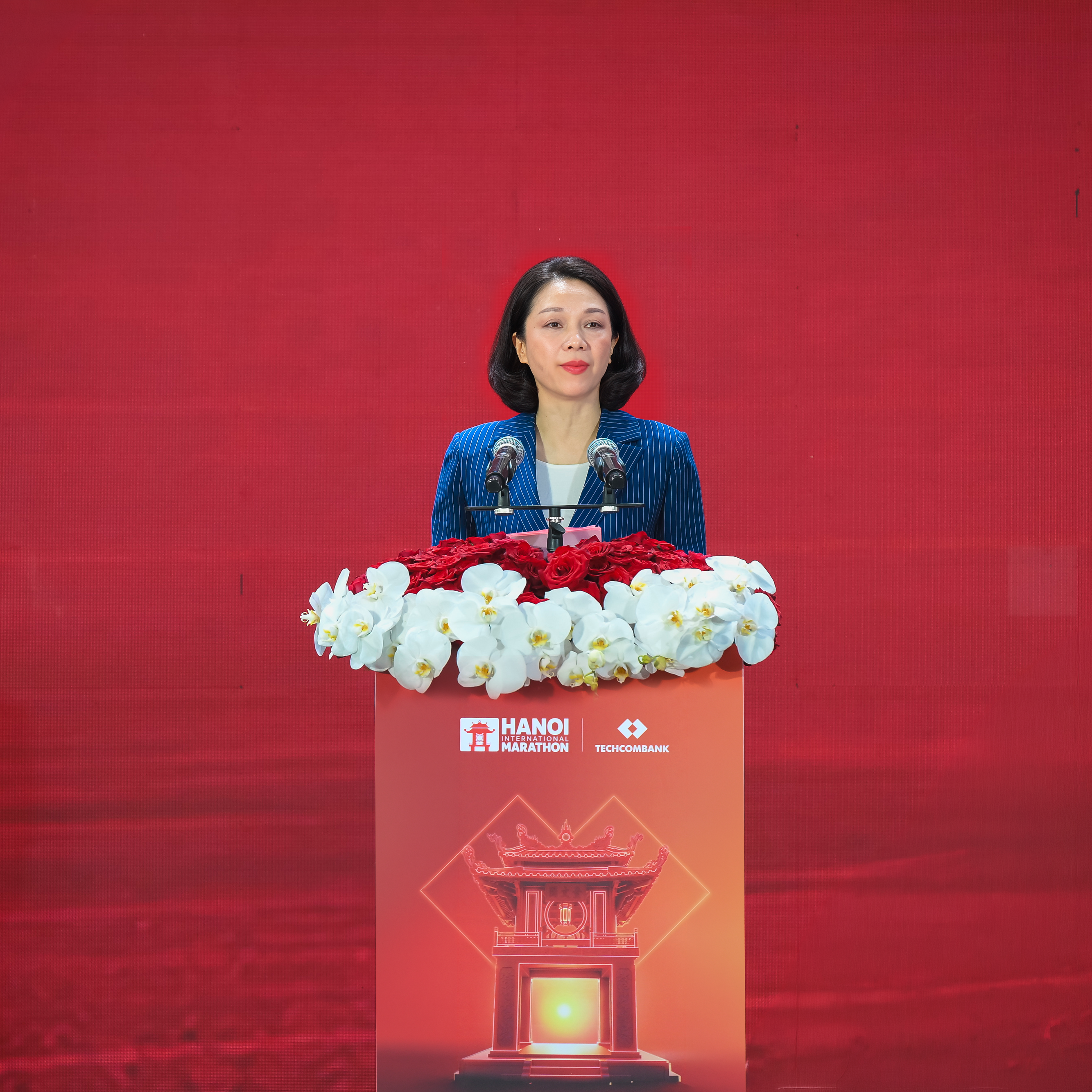ba-vu-thu-ha-phat-bieu-tai-hop-bao-2-1790994683.png