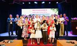 Đại sứ quán Cuba tại Việt Nam thăm và làm việc với Trung tâm Tinh hoa Làng nghề Việt