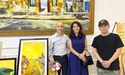 Họa sĩ Hoàng Tuấn Long và những nét vẽ chạm vào nỗi nhớ Hà Nội