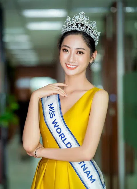 Video Intro Hoa hậu Lương Thùy Linh đang dẫn đầu lượt người xem tại Miss World 2019