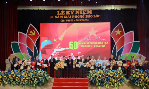 Bảo Lộc, Lâm Đồng: Long trọng tổ chức kỷ niệm 50 năm Ngày giải phóng