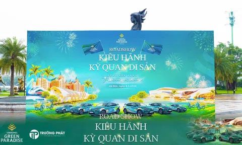 Rực rỡ sắc hoa: Roadshow Vinhomes Green Paradise Cần Giờ tôn vinh phái đẹp ngày Quốc tế Phụ nữ