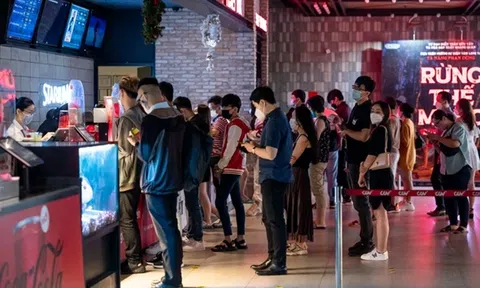 Bí quyết "săn" vé xem phim dịp lễ 30/4 - 1/5: Tận hưởng điện ảnh không lo cháy vé