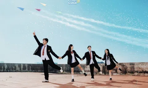 FOLD AND FLY: Hành trình trưởng thành từ những nếp gấp tuổi trẻ