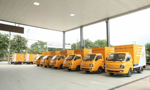 Hyundai Vân Đạo bàn giao 20 xe Hyundai H150 cho Bưu điện Việt Nam – Dấu ấn từ giải pháp vận tải đồng bộ