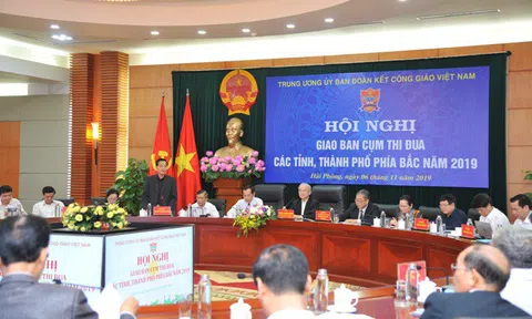 Tiếp tục động viên đồng bào Công giáo tham gia phát triển kinh tế - xã hội