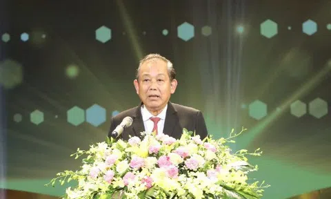 Tuyên dương học sinh, sinh viên, thanh niên dân tộc thiểu số tiêu biểu
