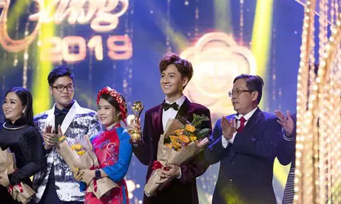 Mai Vàng 2019: Ngô Kiến Huy nhận giải 3 năm liên tiếp ở 3 lĩnh vực, Lan Ngọc thắng 'Nữ diễn viên điện ảnh, truyền hình được yêu thích'