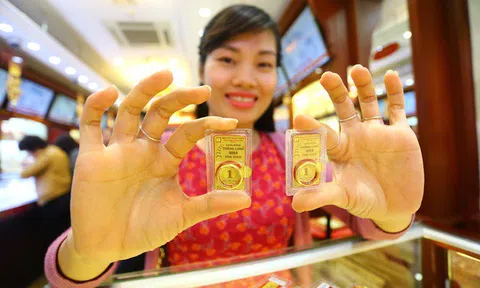 Giá vàng tăng mạnh hơn 1 triệu đồng, vọt qua mốc 44 triệu đồng/lượng