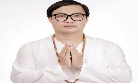 Nhạc sĩ Đỗ Phương với tác phẩm âm nhạc "Chiều bên cửa Phật" trong Album Duyên 3
