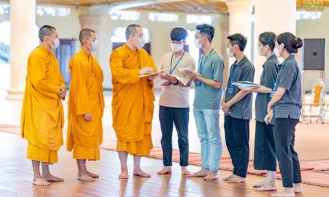 Đại lễ Vu Lan Online 3 miền: Thành kính Mẹ Cha, tri ân lực lượng trên tuyến đầu chống dịch
