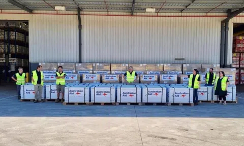 Lô vắc xin Covid-19 đầu tiên từ Australia đã đến Việt Nam