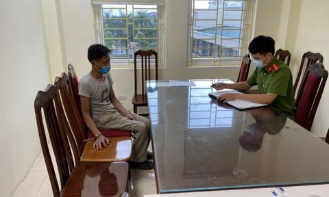 Hà Nội: Người đàn ông không chấp hành việc khai báo y tế còn lấy dao truy sát chỉ huy trưởng quân sự xã