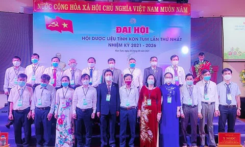 Đại diện Công ty CP Sâm Ngọc Linh Tu Mơ Rông được bầu vào Ban chấp hành Hội Dược liệu tỉnh Kon Tum