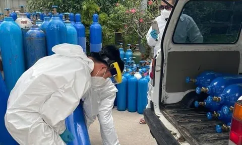 Ngàn con người ngày đêm đang mạo hiểm - Thử hỏi rằng họ chiến đấu vì ai?
