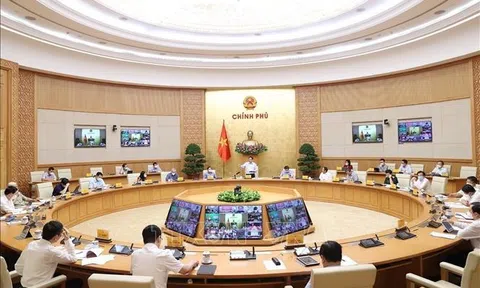 Thủ tướng Phạm Minh Chính: Đã hy sinh kinh tế, thực hiện giãn cách xã hội thì phải sớm đạt mục tiêu kiềm chế dịch bệnh