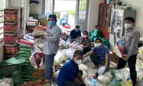 Sự hy sinh thầm lặng của cán bộ cơ sở TP Hồ Chí Minh trong cuộc chiến chống COVID-19 - Bài 1: Tận tuỵ vì dân