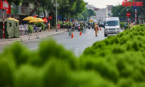 Hà Nội tiếp tục sử dụng giấy đi đường cũ kết hợp cấp giấy mới
