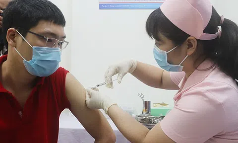 Gấp rút sản xuất vaccine Covid-19 "made in Vietnam": Giải bài toán khống chế dịch