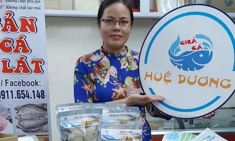 Chả cá Thát Lát Huệ Dương kết nối tiêu dùng tại Chợ đêm trên mây