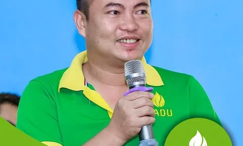 Farmer Phan Trung Kiên: Bí quyết nuôi gà đẻ trứng chất lượng siêu hạng bằng thảo dược và âm nhạc
