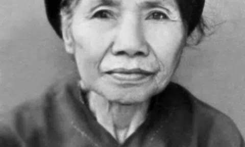 Bóng mẹ nơi cuối trời