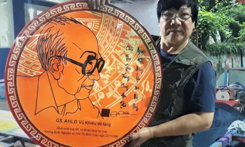 Phạm Hồng Vinh: Nghệ nhân tài hoa, không ngừng chinh phục những đỉnh cao nghệ thuật tranh kính siêu bền đẹp
