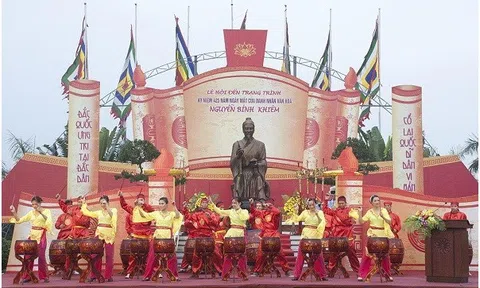 Linh ứng sấm Trạng Trình Nguyễn Bỉnh Khiêm - Hiền tài siêu phàm của nước Việt: Bài 2: Bốn thế lực phong kiến đối nghịch nhau đều tuân theo lời khuyên của Trạng Trình