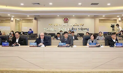 Nhịp đập kinh tế diễn đàn phục hồi tài chính và phát triển bền vững Việt Nam