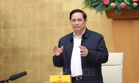 Thủ tướng: Kiểm soát thật tốt dịch bệnh để thúc đẩy các hoạt động kinh tế-xã hội