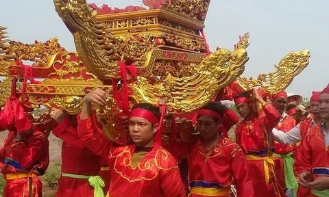 Xuân về với lễ rước kiệu làng Hoành Nha