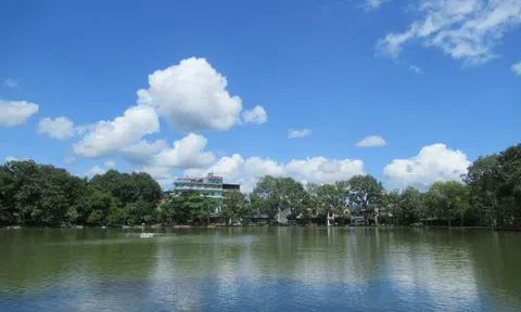 Vợ chồng đãi nhau như khách