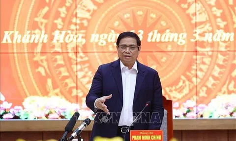 Thủ tướng: Xây dựng Trường Sa thành trung tâm kinh tế, văn hóa, xã hội; thành trì bảo vệ chủ quyền biển đảo Tổ quốc