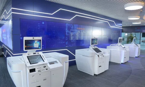 Máy giao máy giao dịch ngân hàng tự động STM - sản phẩm chủ lực của Tập đoàn công nghệ Unicloud
