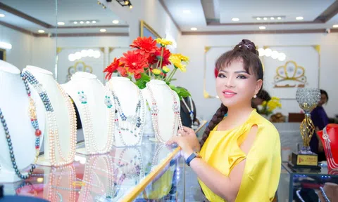 Doanh nhân Hồ Thanh Hương đồng hành với Hoa hậu Duyên dáng Hoàn vũ 2022
