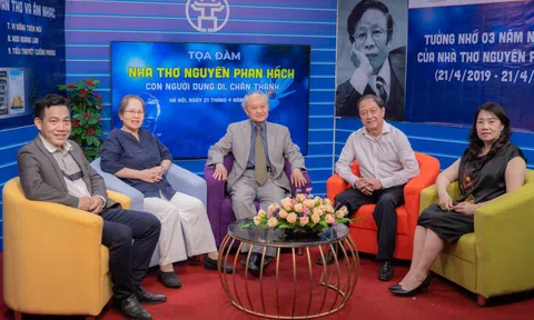 Tưởng nhớ nhà thơ Nguyễn Phan Hách: Những câu thơ còn mãi cho tình đời ngát hương