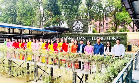 Trường THCS Mai Động dâng hương, báo công tưởng nhớ các bậc tiên đế, hiền tài