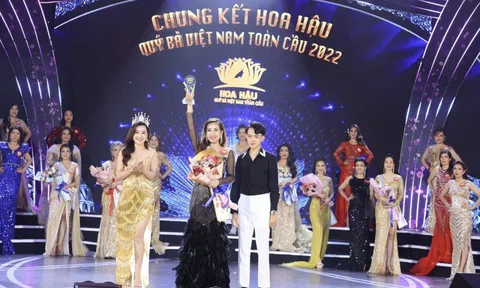 “Người đẹp có gương mặt đẹp” Hoa hậu Quý bà Việt Nam Toàn cầu 2022 gọi tên Trần Thanh Loan