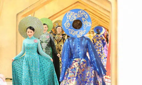 Đặc sắc với phần trình diễn thời trang tại Bà Nà Hills của thí sinh Hoa hậu Doanh nhân Việt nam Toàn cầu 2022