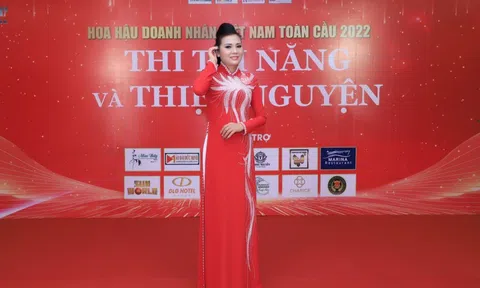Thí sinh Nguyễn Thị Hoàng Ánh trao tặng 50 triệu đồng vào quỹ thiện nguyện Hoa hậu Doanh nhân Việt Nam Toàn cầu 2022