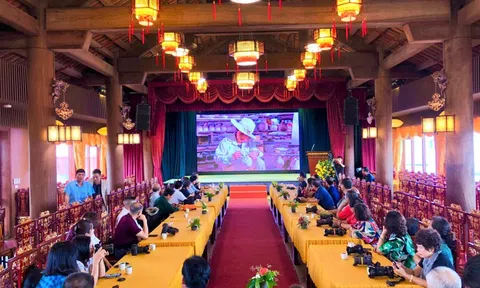 Nhà báo Vương Xuân Nguyên: Trại sáng tác ảnh nghệ thuật “Tinh hoa gốm Việt” góp phần lan tỏa giá trị làng nghề Việ
