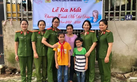 Hà Giang: Ấm lòng Chương trình “Mẹ đỡ đầu” của phụ nữ Công an tỉnh