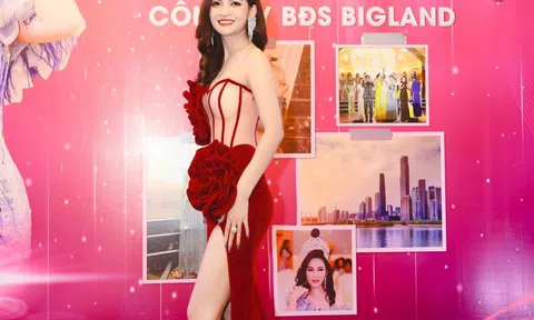 Hoa hậu Mạc Minh hóa nàng thơ trong đêm dạ tiệc tri ân của Á hậu 1 Phạm Thị Kim Oanh