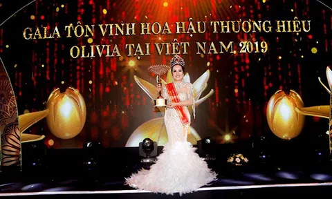 Doanh Nhân Trần Thị Nhỏ Hằng đăng quang "Hoa Hậu Đại Sứ Thương Hiệu Olivia 2019" tại Việt Nam