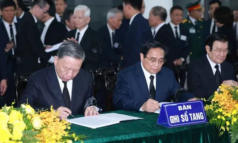 Dòng sổ tang xúc động tiễn biệt Tổng Bí thư Nguyễn Phú Trọng